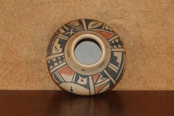 Signed Hopi Pottery, Hopipot37