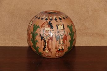 Signed Navajo Pottery, Navajopot2