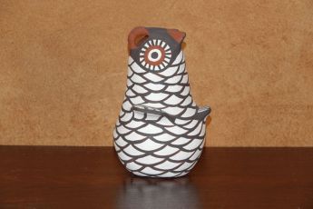 Signed Pueblo Owl Pottery, owl3