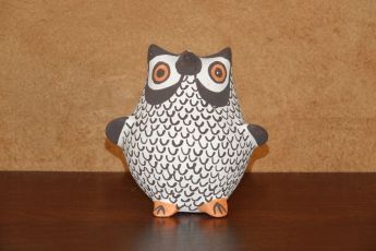 Signed Pueblo Owl Pottery, owl6