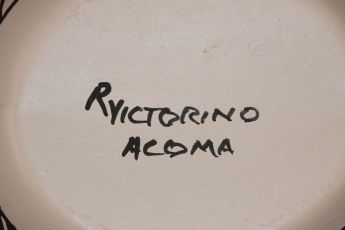 Signed Acoma Pottery, Acomapot21