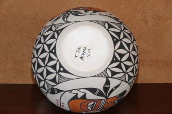 Signed Acoma Pottery, Acomapot3